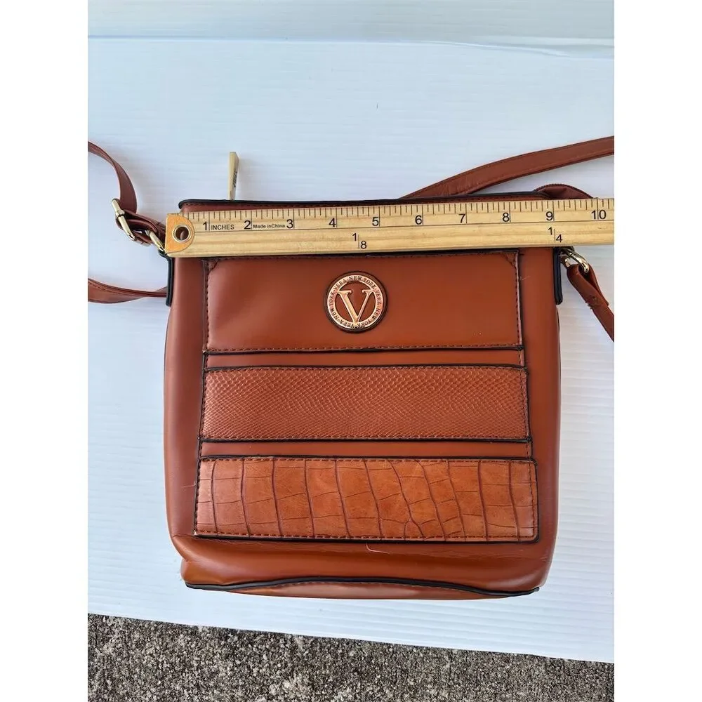 Vera Wang New York Women's Brown Crossbody Purse Adjustable Strap‎ Casual